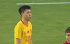 国足2-1力克新加坡，张玉宁与塞鸟双双破门，武磊圆梦百场里程碑，全队配合仍显不足引发热议